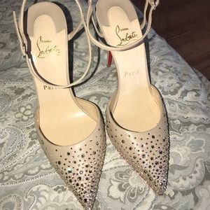 Christian Louboutin Degrarivierina 100 nude